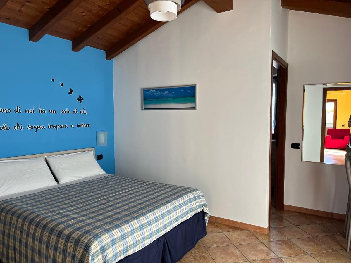 Color House Malpensa B&B Cassano Magnago Exteriör bild