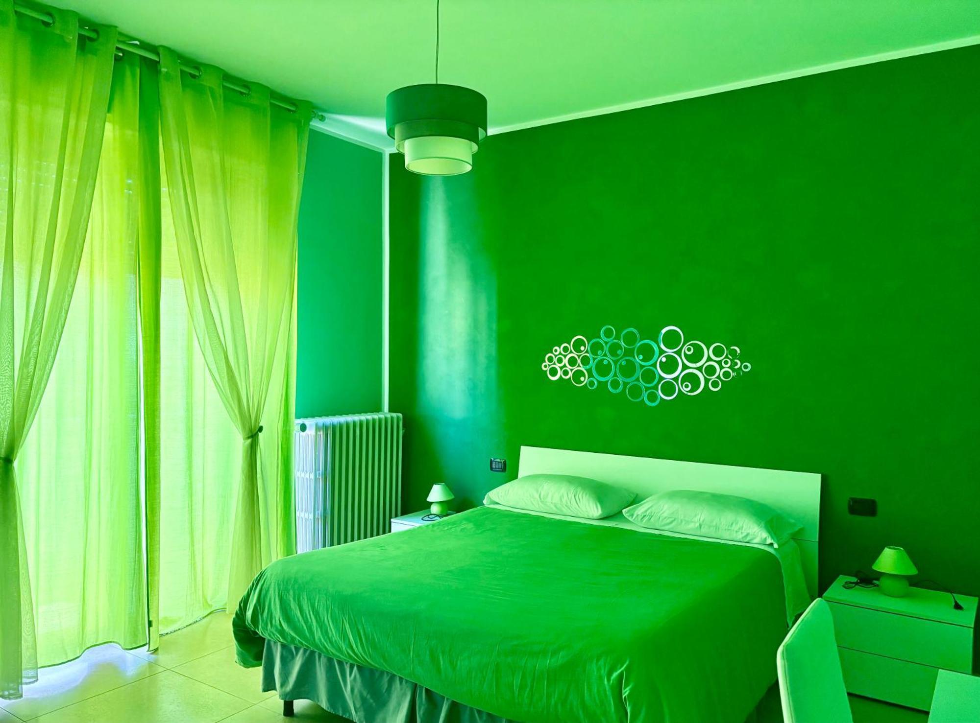 Color House Malpensa B&B Cassano Magnago Exteriör bild