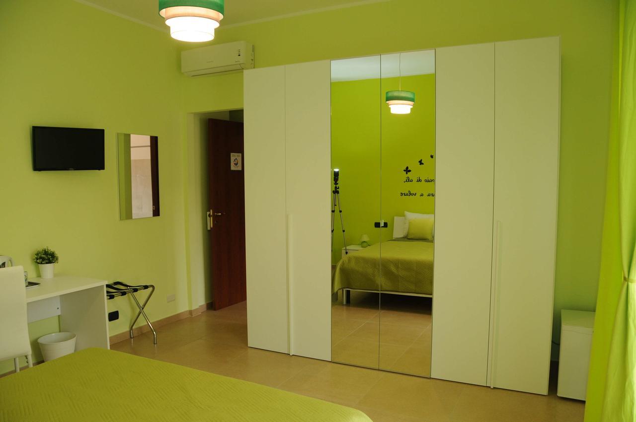 Color House Malpensa B&B Cassano Magnago Exteriör bild
