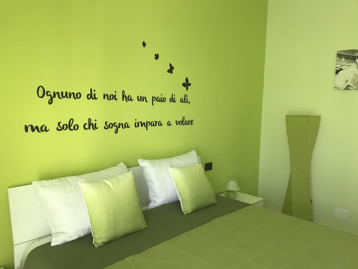 Color House Malpensa B&B Cassano Magnago Exteriör bild
