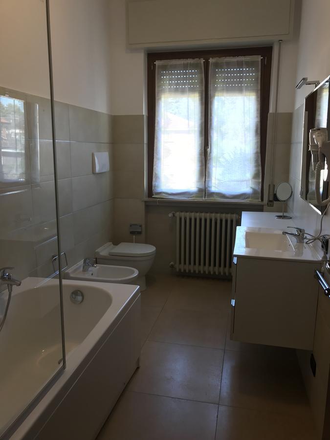 Color House Malpensa B&B Cassano Magnago Exteriör bild